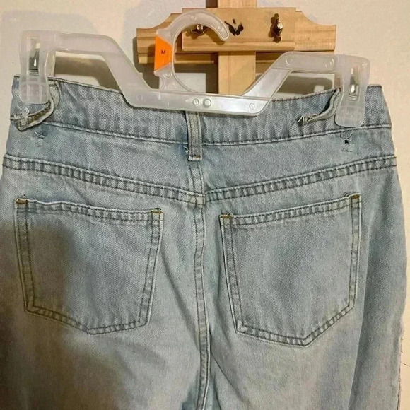 SHEIN XS cargo pants with imperfections - Picture 5 of 10